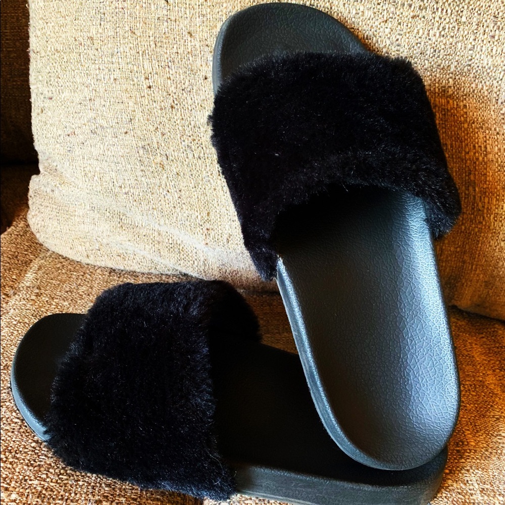 Fluffy Sandals